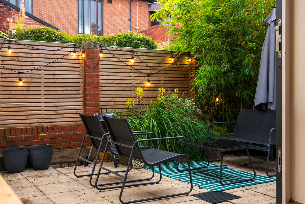 Meadow Head Woodseats